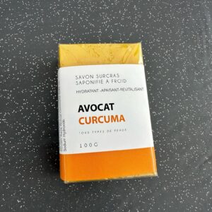 Savon au curcuma et avocat