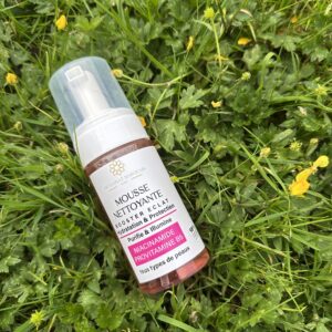 Mousse nettoyante à la niacinamide