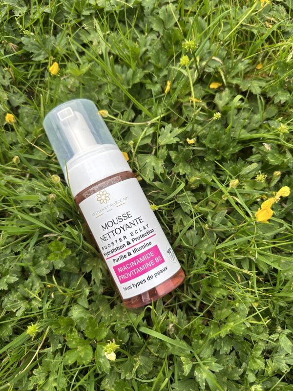 Mousse nettoyante à la niacinamide
